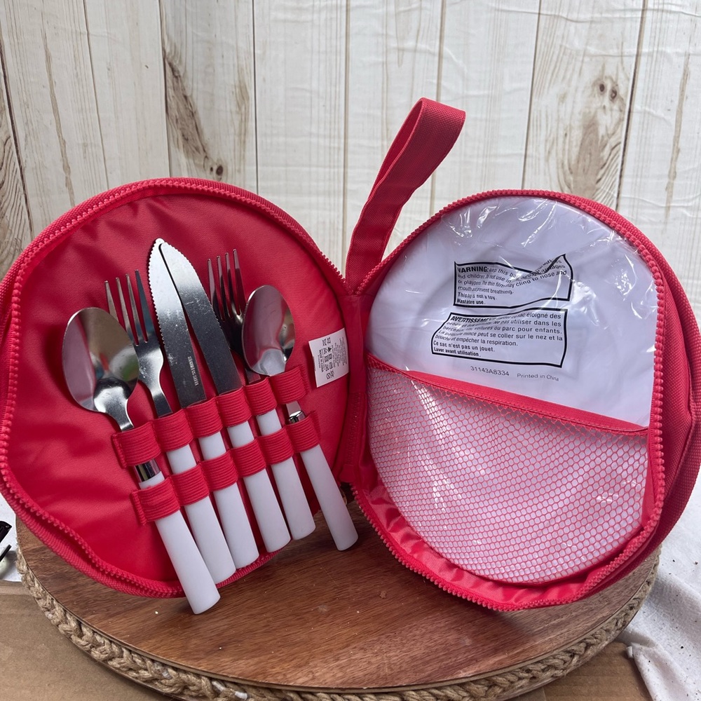 Sunny life picnic Set for two with Case